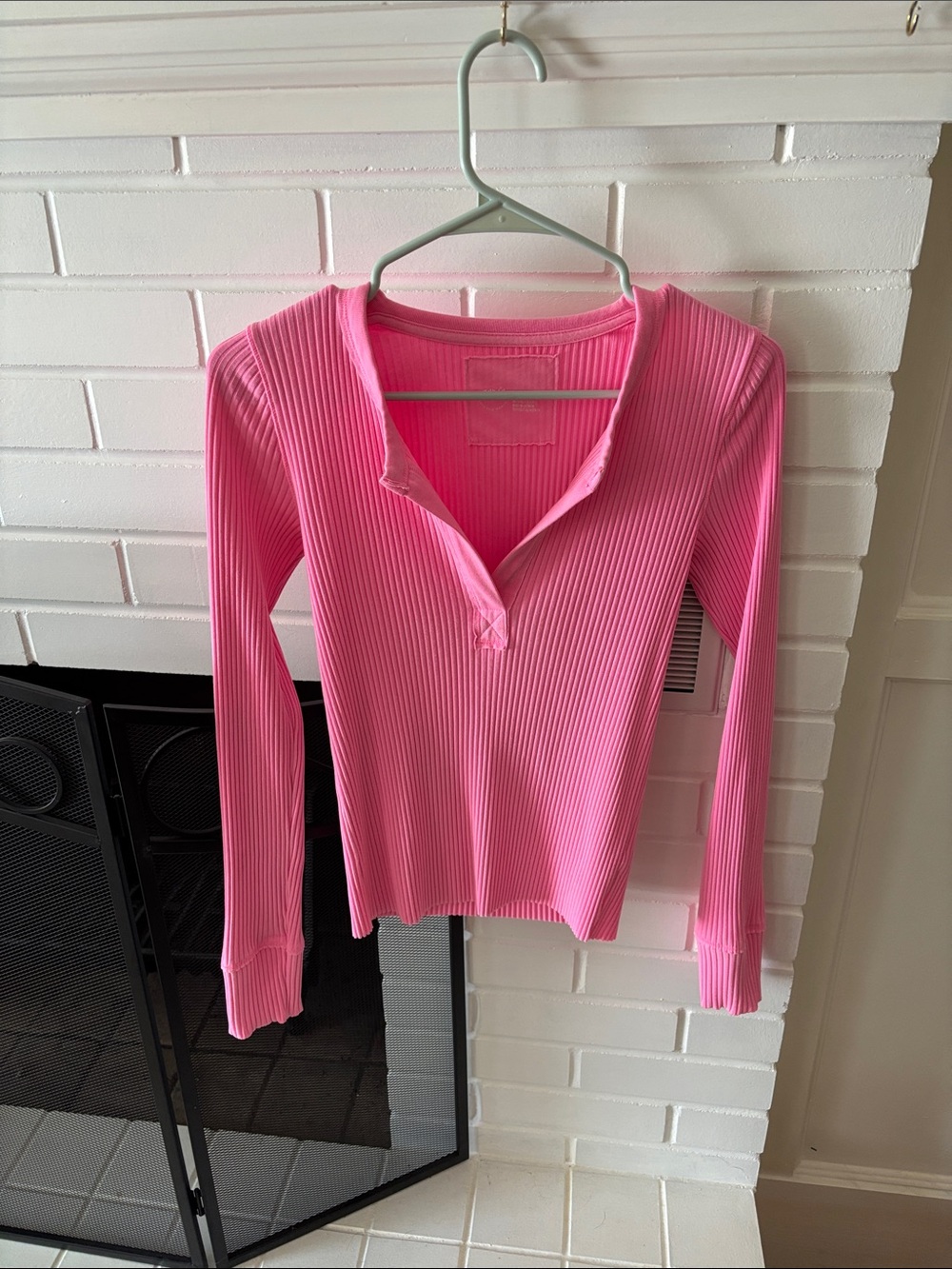 Aerie Ribbed Pink Long-Sleeve Henley Top